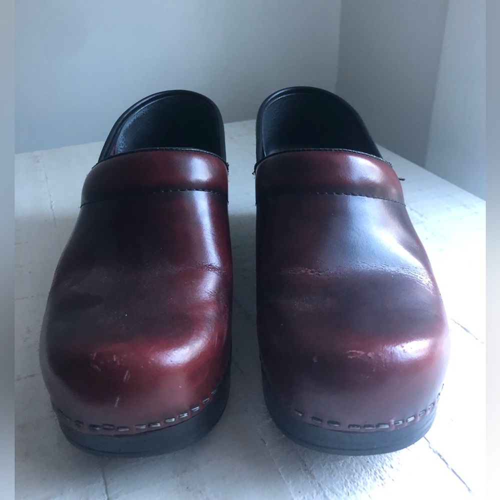 Dansko Maroon Clog